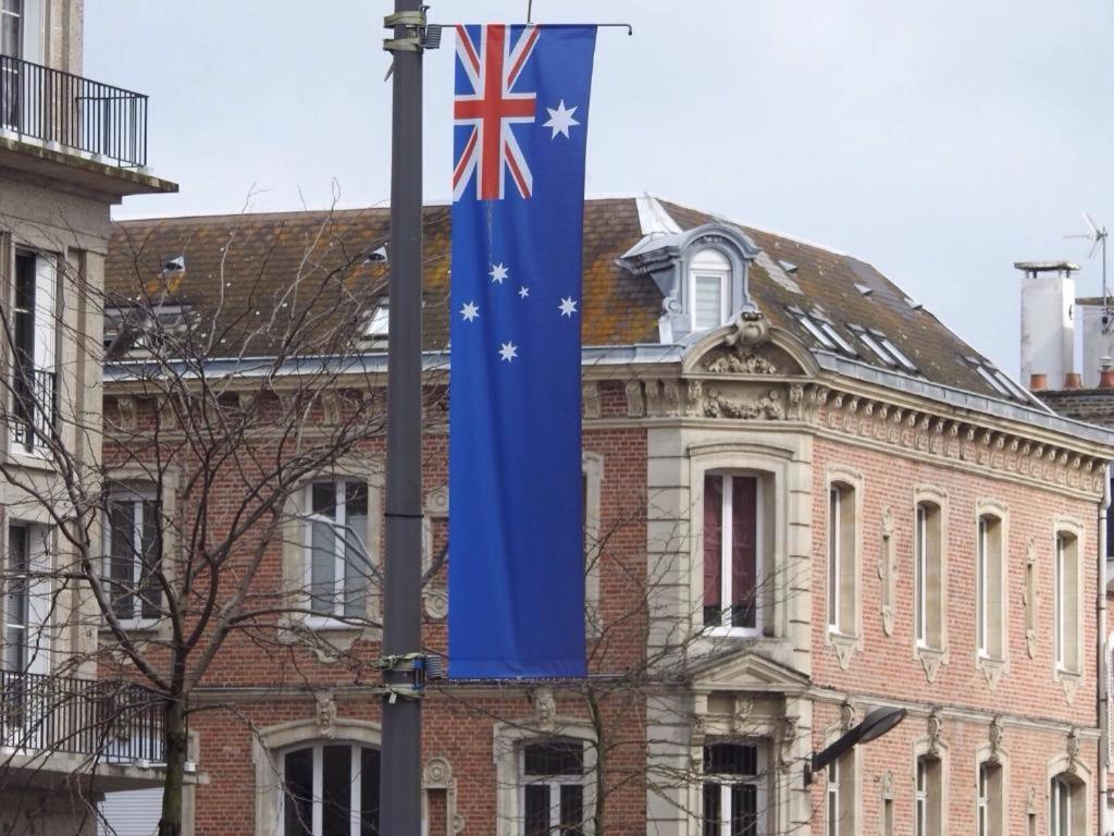 Le Saint Louis Hotel Amiens Exterior foto