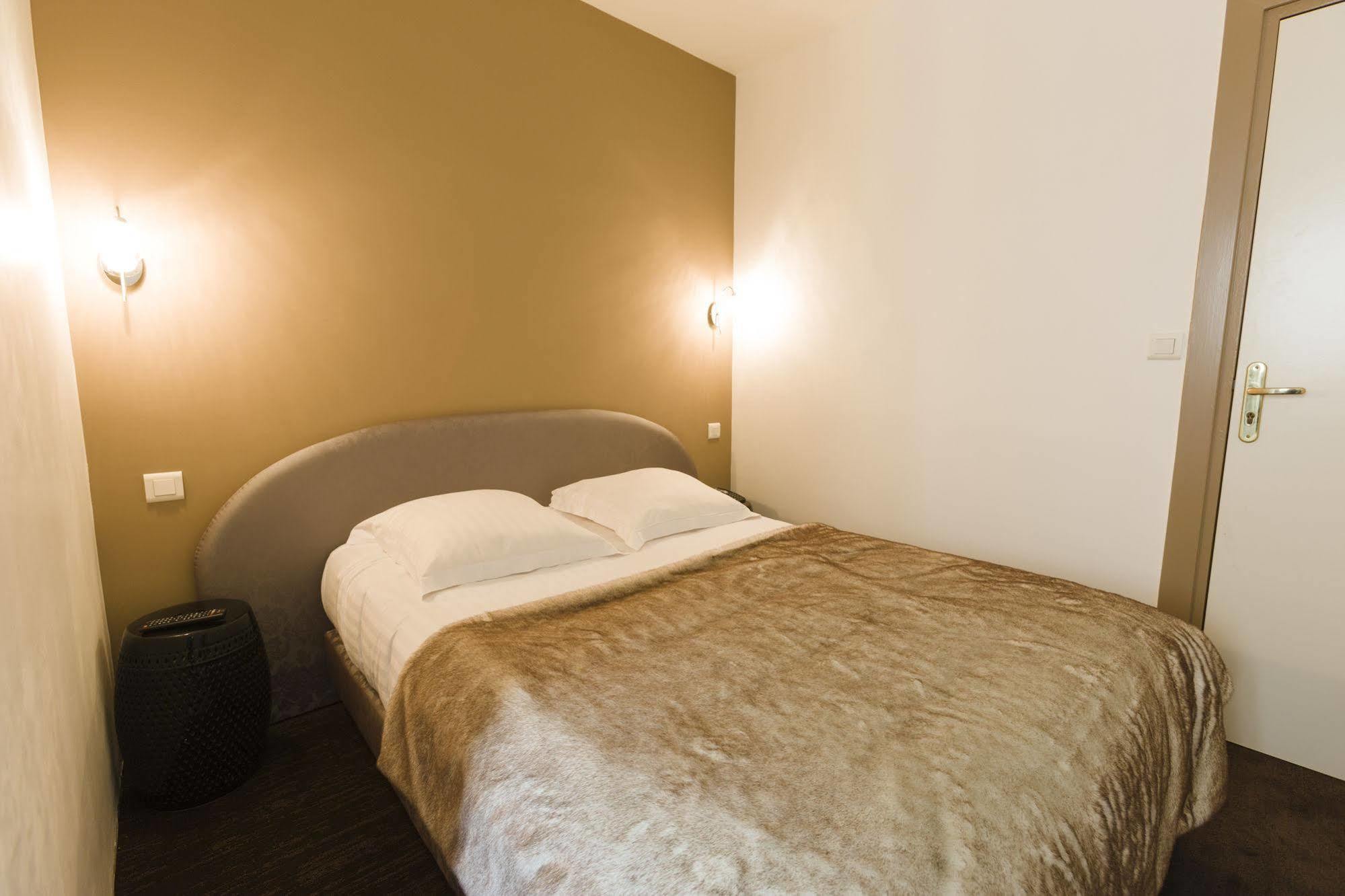 Le Saint Louis Hotel Amiens Exterior foto
